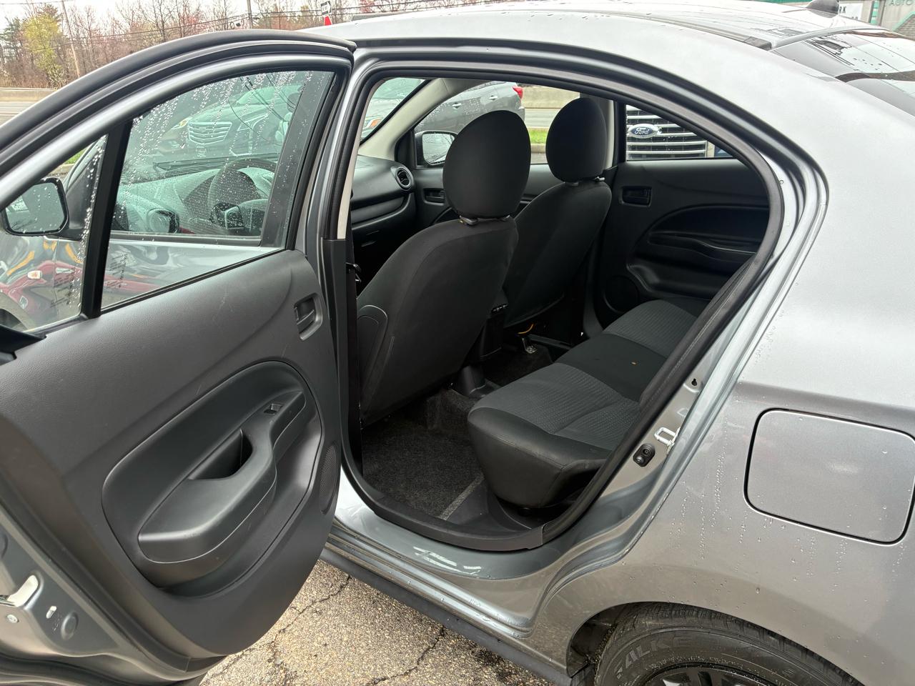 Mitsubishi Mirage G4 ES 5M 2021