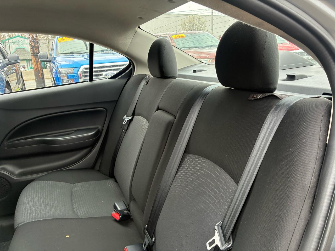 Mitsubishi Mirage G4 ES 5M 2021