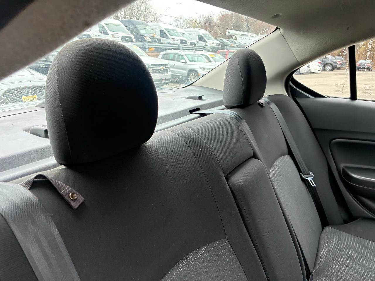 Mitsubishi Mirage G4 ES 5M 2021