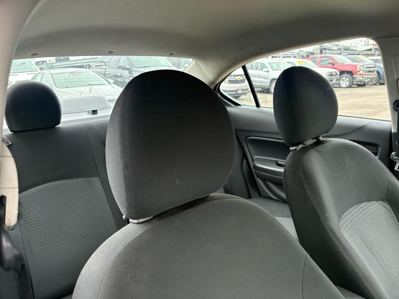 Mitsubishi Mirage G4 ES 5M 2021