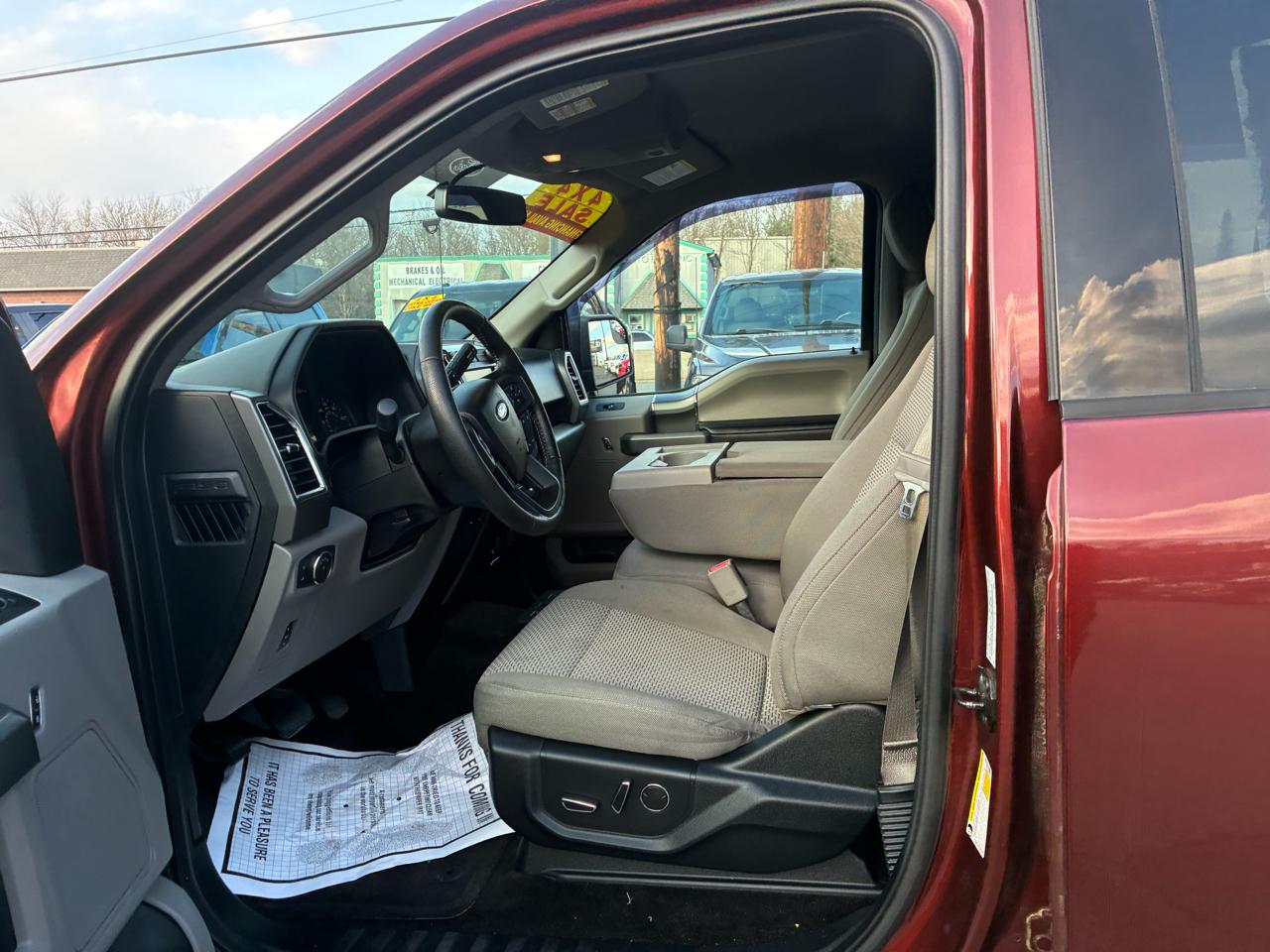 Ford F-150 XL SuperCrew 5.5-ft. Bed 4WD 2015