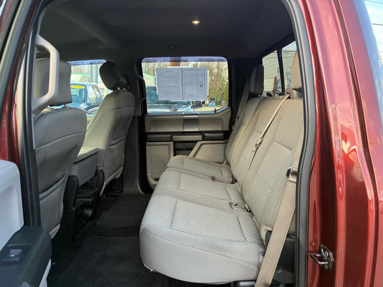 Ford F-150 XL SuperCrew 5.5-ft. Bed 4WD 2015