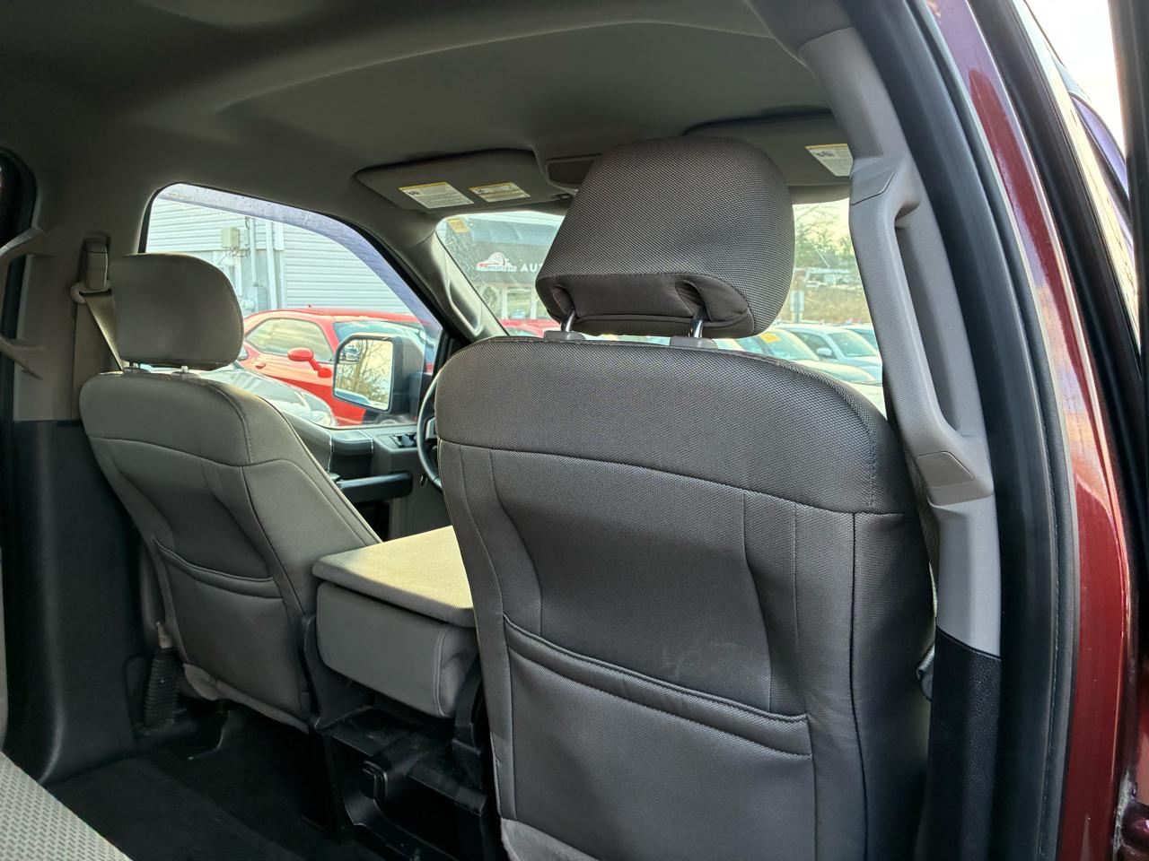 Ford F-150 XL SuperCrew 5.5-ft. Bed 4WD 2015