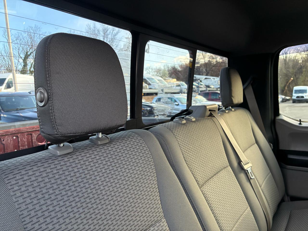 Ford F-150 XL SuperCrew 5.5-ft. Bed 4WD 2015