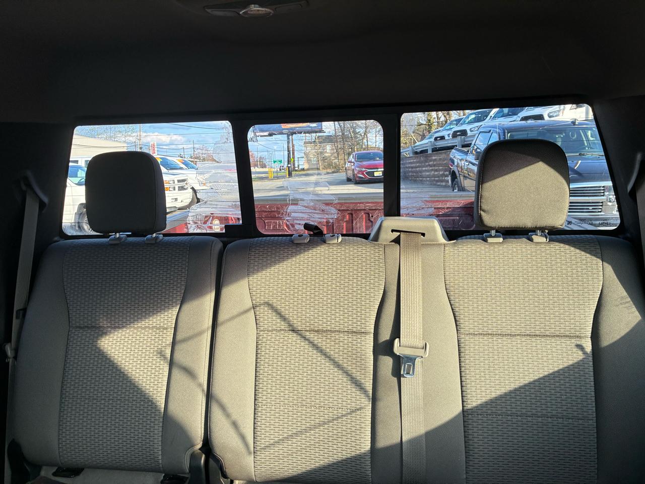 Ford F-150 XL SuperCrew 5.5-ft. Bed 4WD 2015