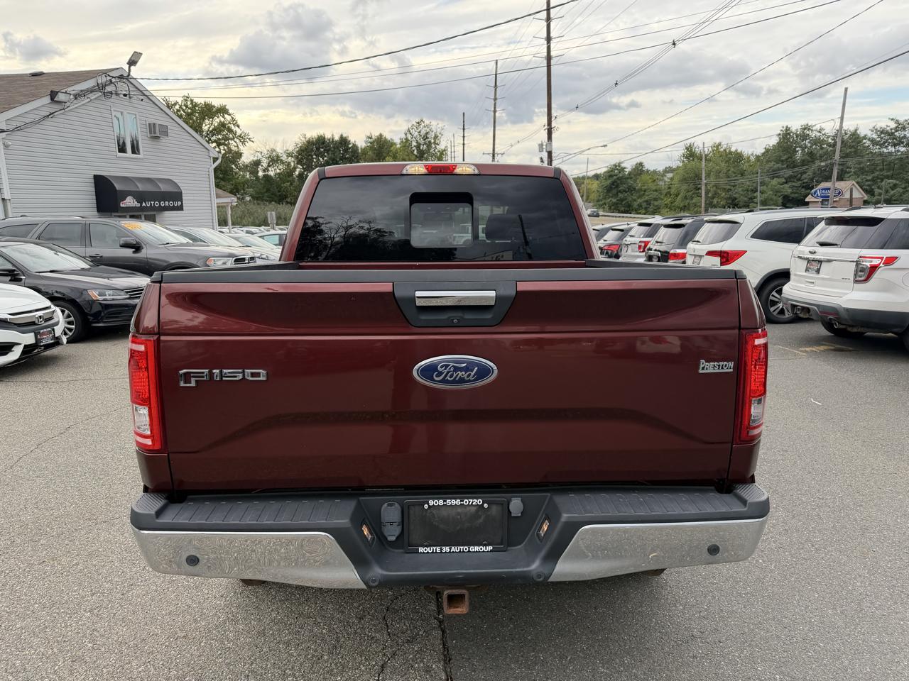 Ford F-150 XLT SuperCrew 5.5-ft. Bed 4WD 2015