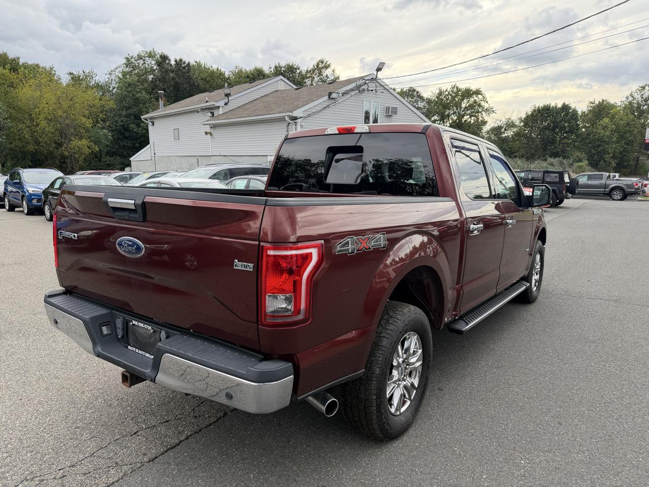 Ford F-150 XLT SuperCrew 5.5-ft. Bed 4WD 2015