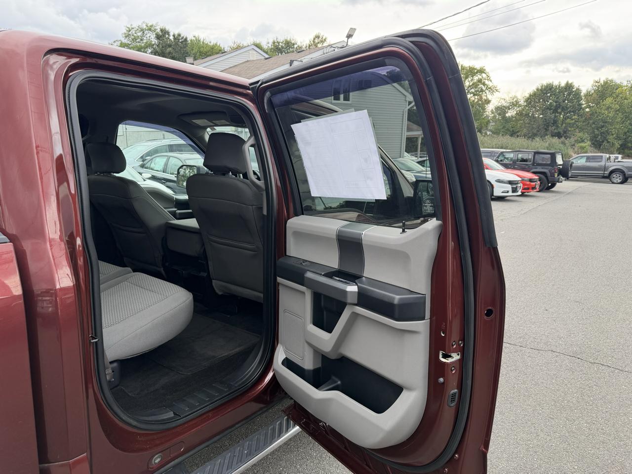 Ford F-150 XLT SuperCrew 5.5-ft. Bed 4WD 2015