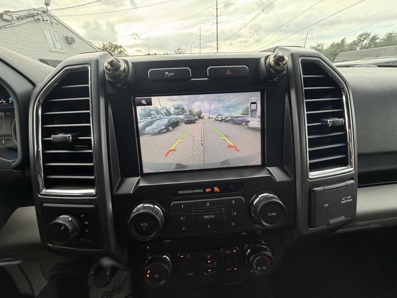 Ford F-150 XLT SuperCrew 5.5-ft. Bed 4WD 2015
