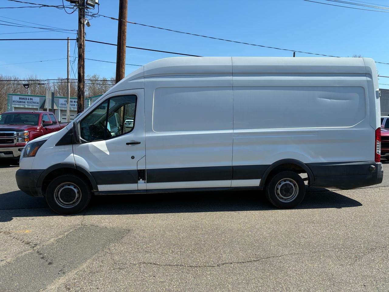 Ford Transit 250 Van High Roof w/Sliding Pass. 148-in. WB EL 2017