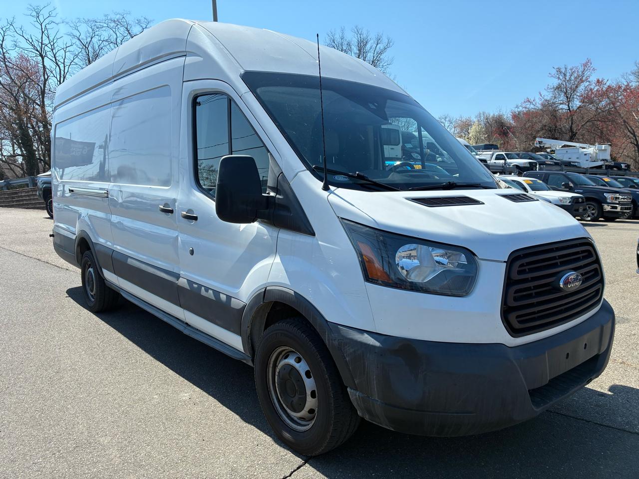 Ford Transit 250 Van High Roof w/Sliding Pass. 148-in. WB EL 2017