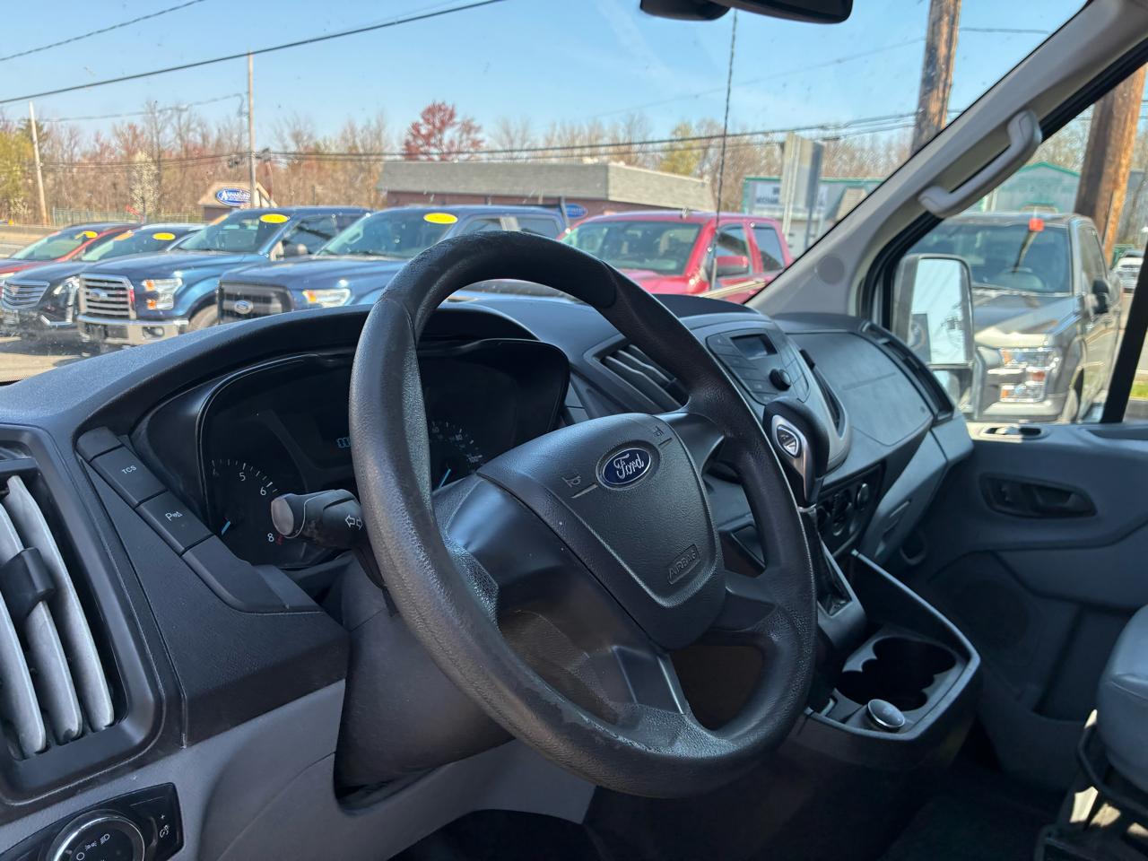 Ford Transit 250 Van High Roof w/Sliding Pass. 148-in. WB EL 2017