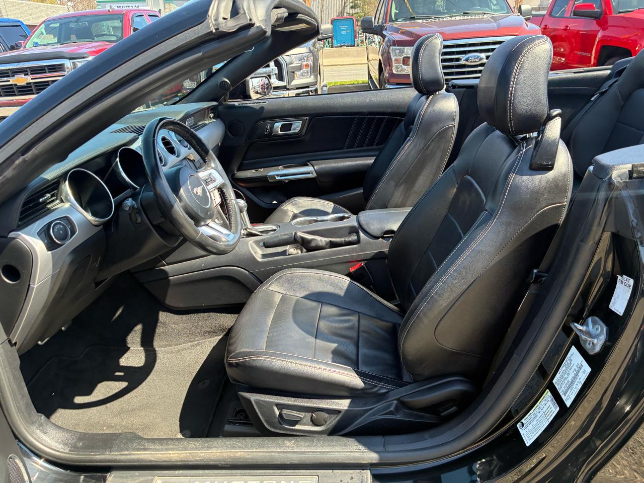 Ford Mustang EcoBoost Premium Convertible 2022