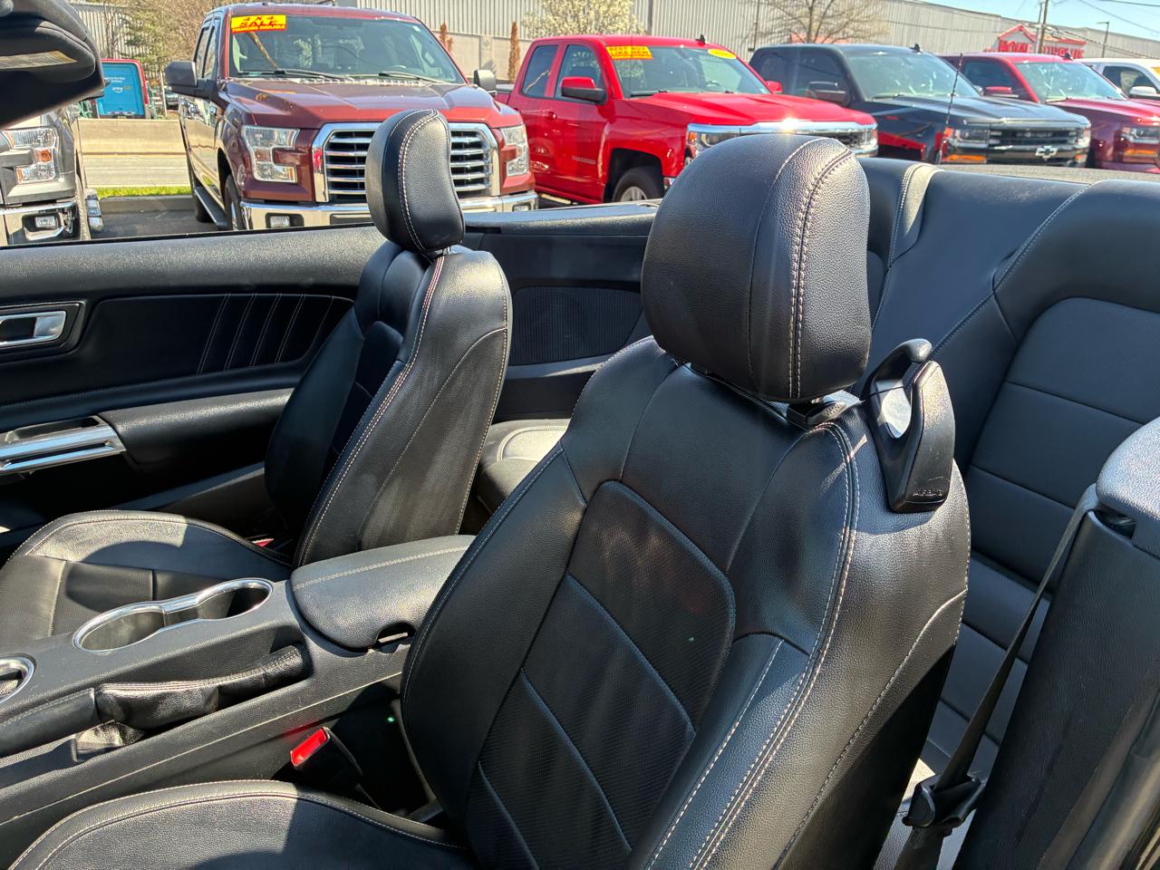 Ford Mustang EcoBoost Premium Convertible 2022