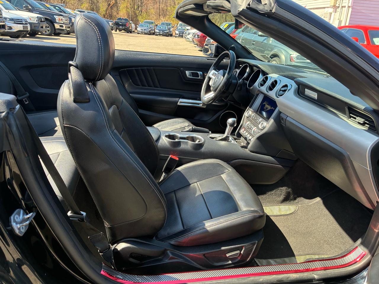 Ford Mustang EcoBoost Premium Convertible 2022