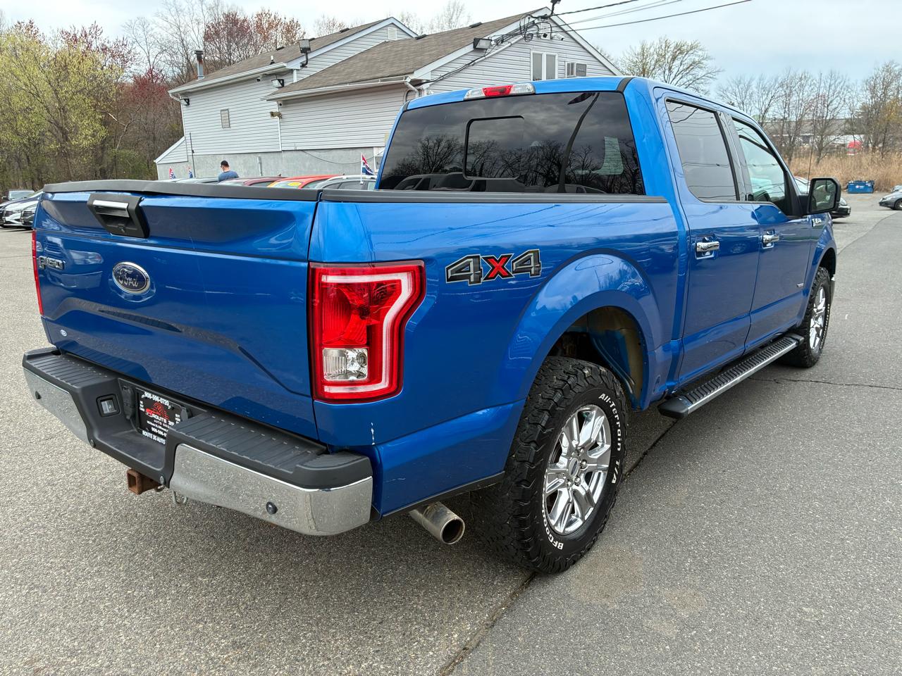Ford F-150 XLT SuperCrew 5.5-ft. Bed 4WD 2015