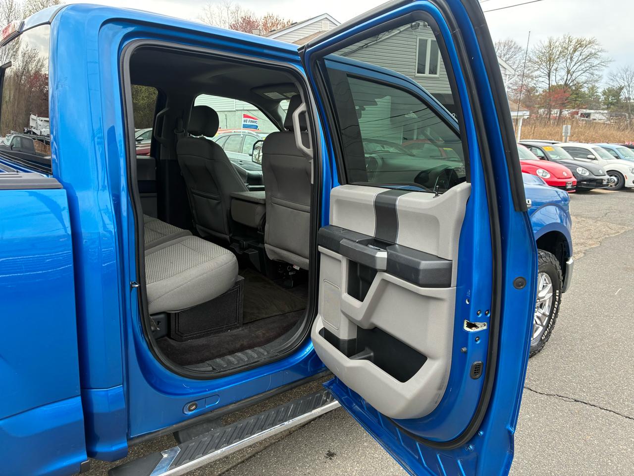 Ford F-150 XLT SuperCrew 5.5-ft. Bed 4WD 2015