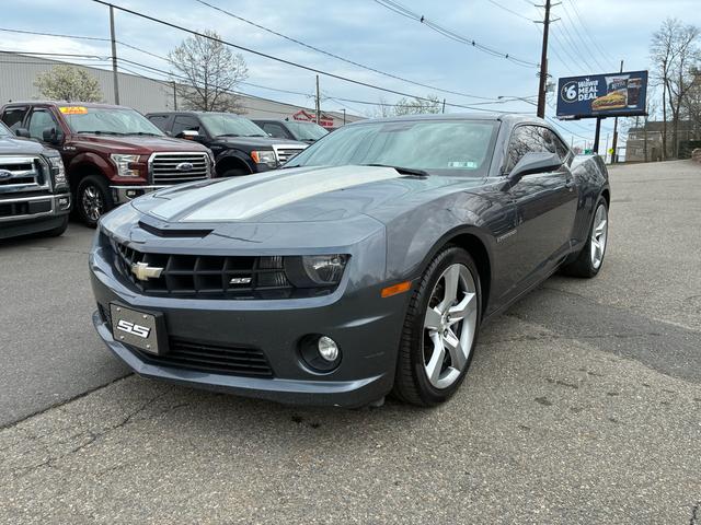 Gray 2010 Chevrolet Camaro 2SS Coupe RWD Coupe Rear-Wheel Drive 6-Speed Manual