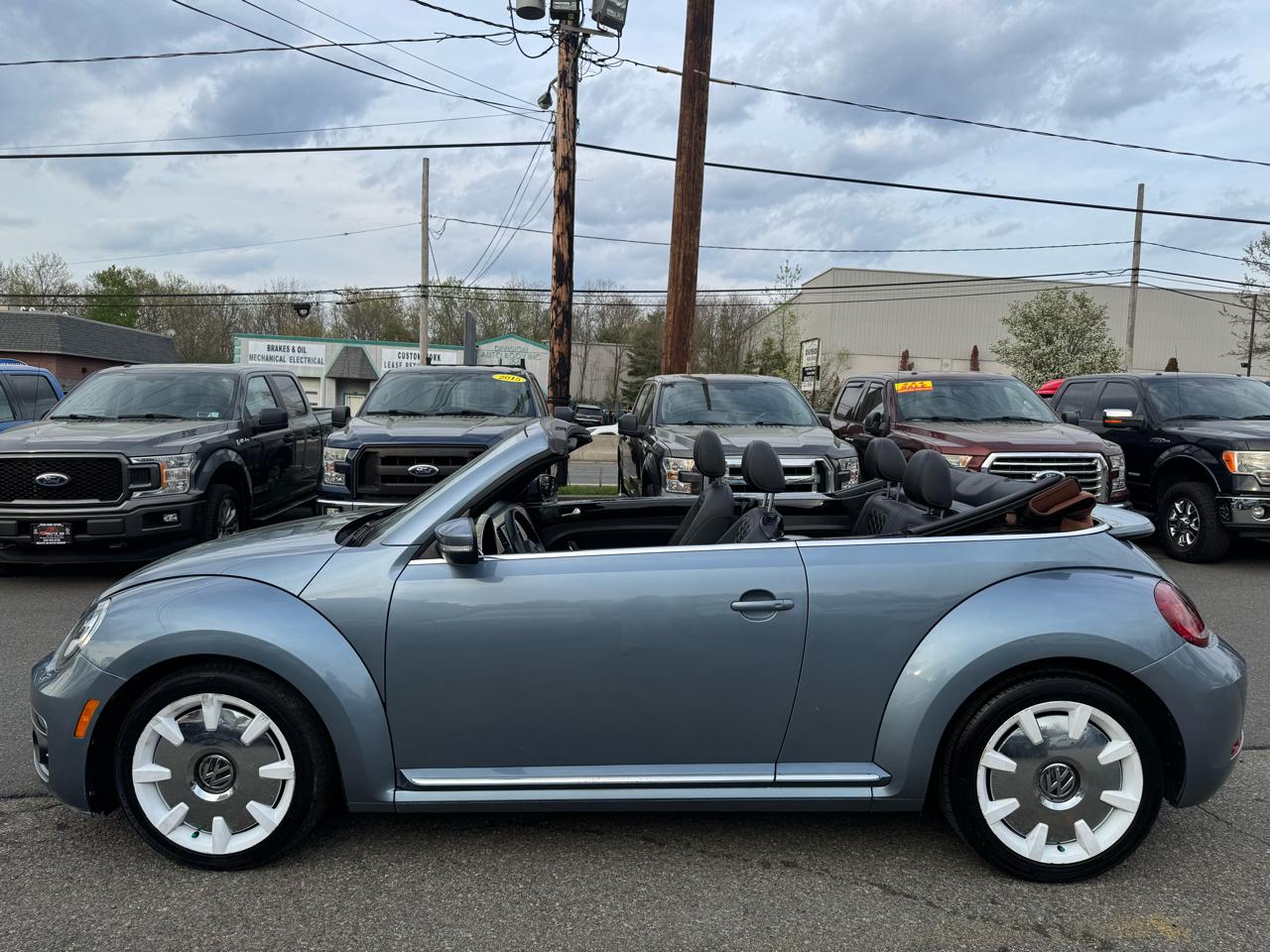 Volkswagen Beetle  2019