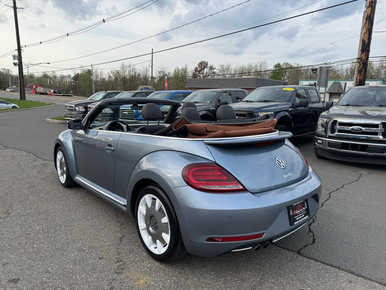 Volkswagen Beetle  2019