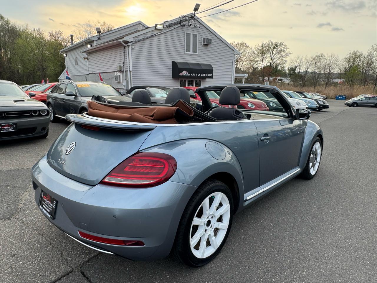 Volkswagen Beetle  2019