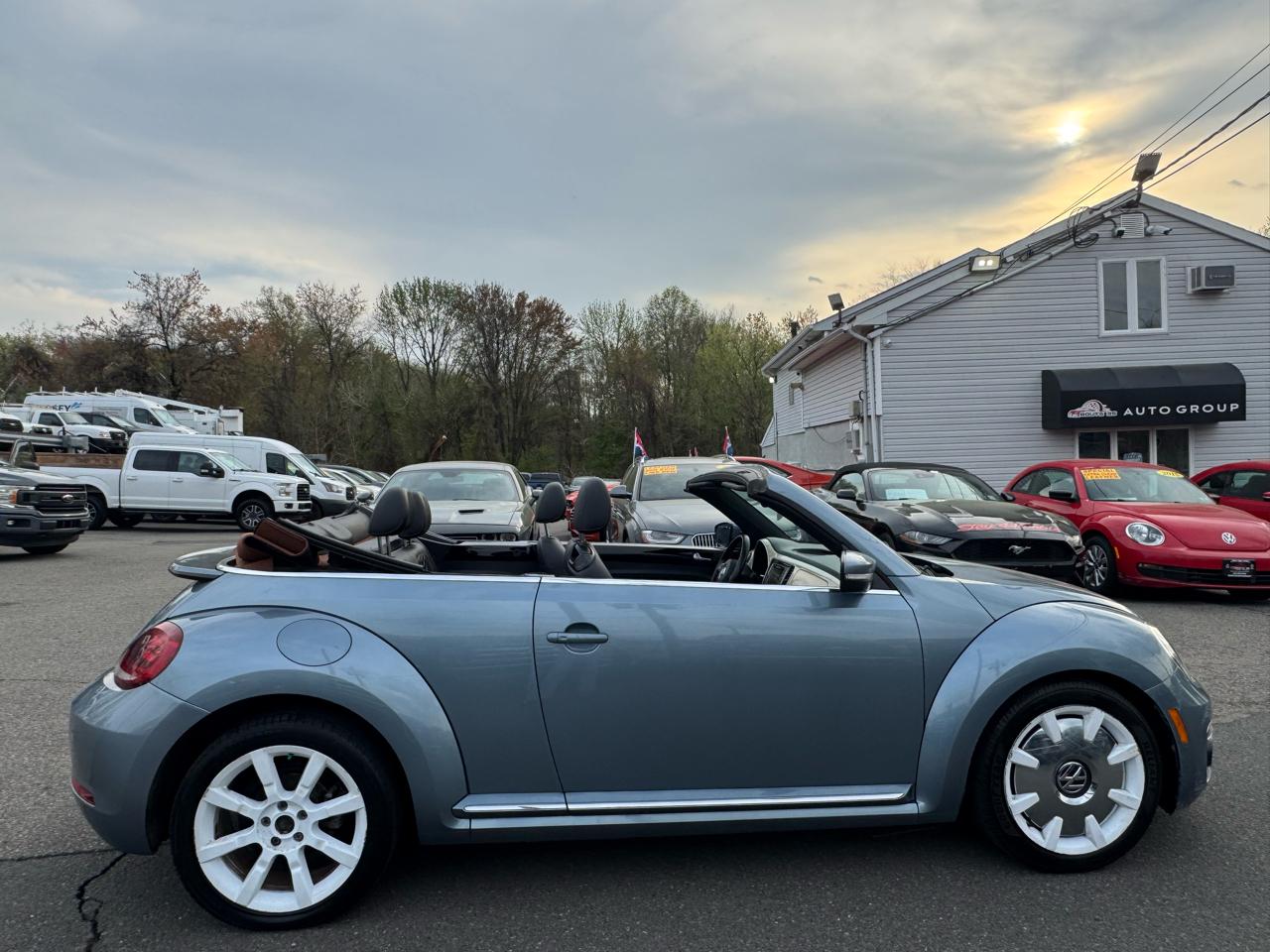 Volkswagen Beetle  2019