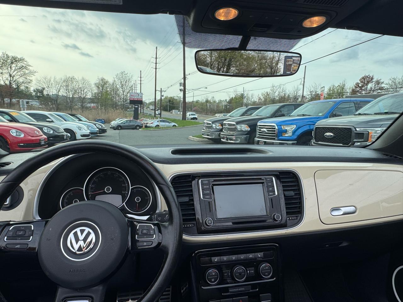 Volkswagen Beetle  2019