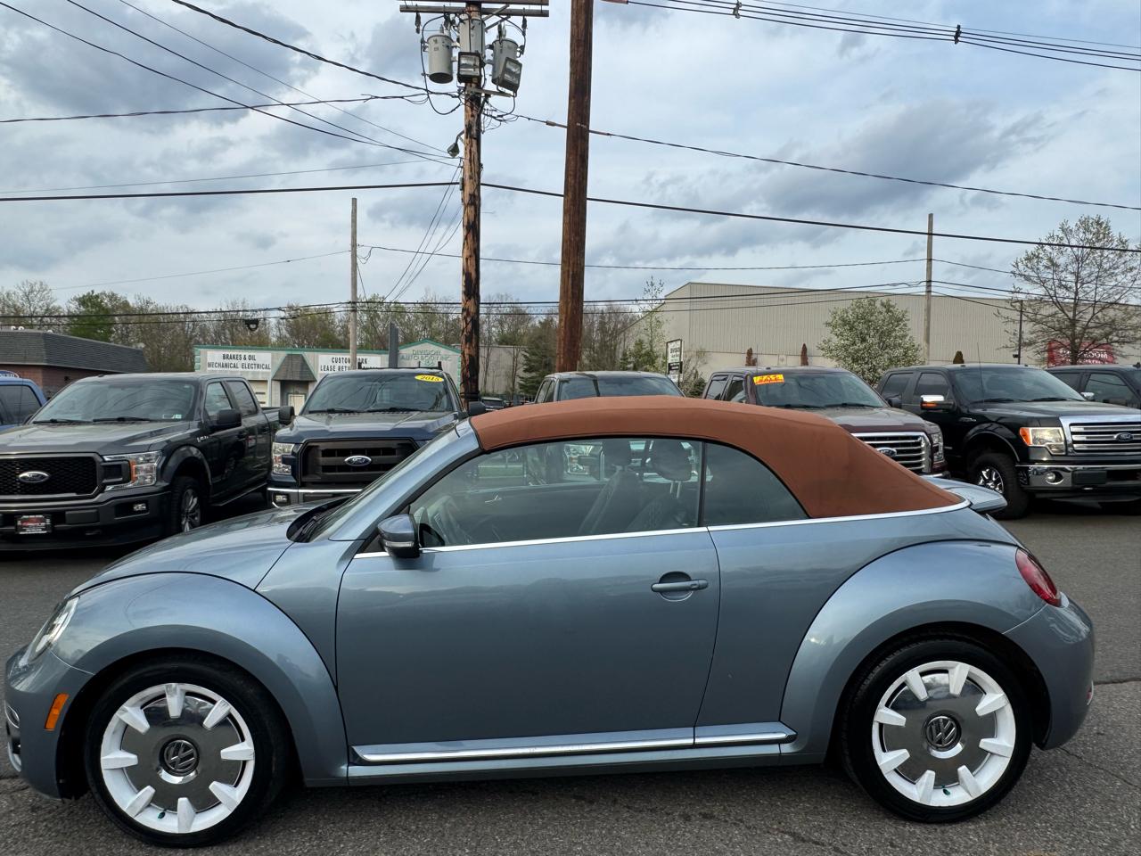 Volkswagen Beetle  2019