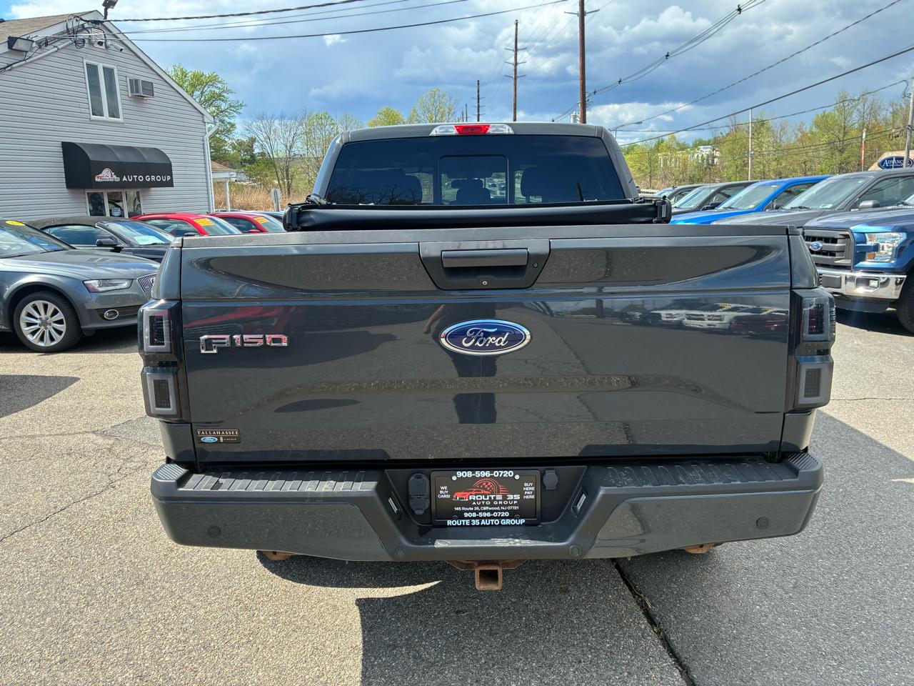 Ford F-150 XLT SuperCrew 5.5-ft. Bed 2WD 2017