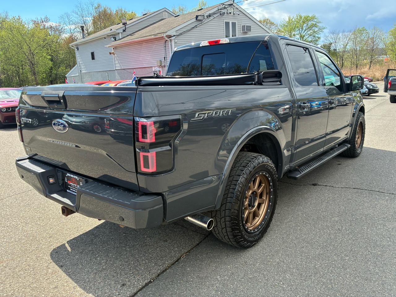 Ford F-150 XLT SuperCrew 5.5-ft. Bed 2WD 2017