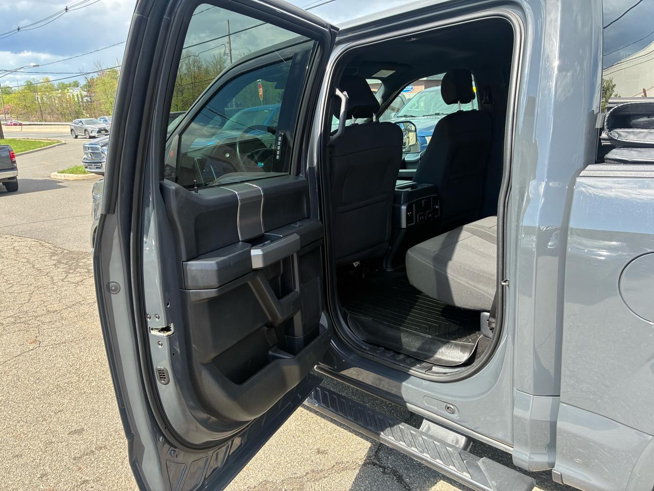 Ford F-150 XLT SuperCrew 5.5-ft. Bed 2WD 2017