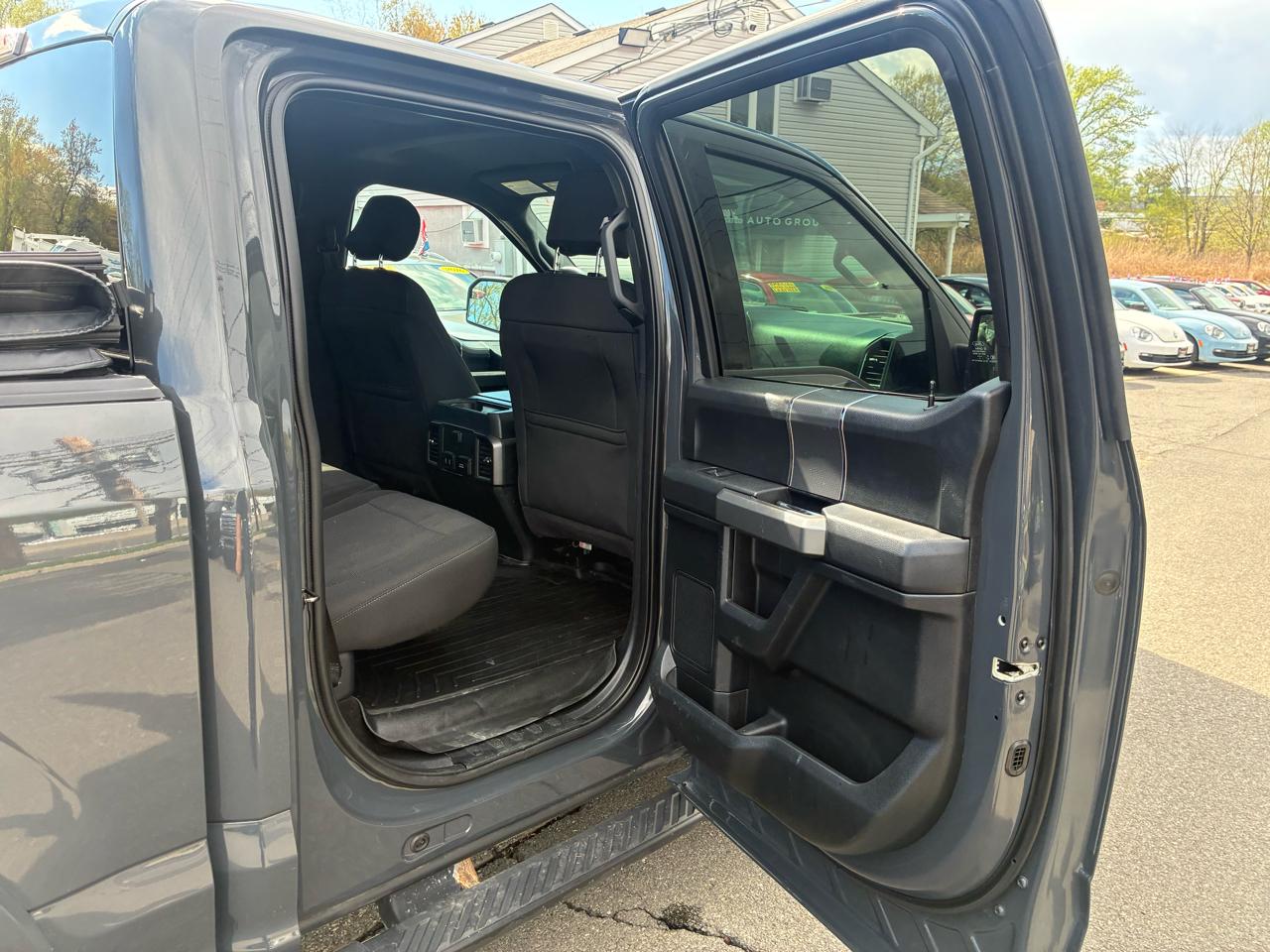 Ford F-150 XLT SuperCrew 5.5-ft. Bed 2WD 2017