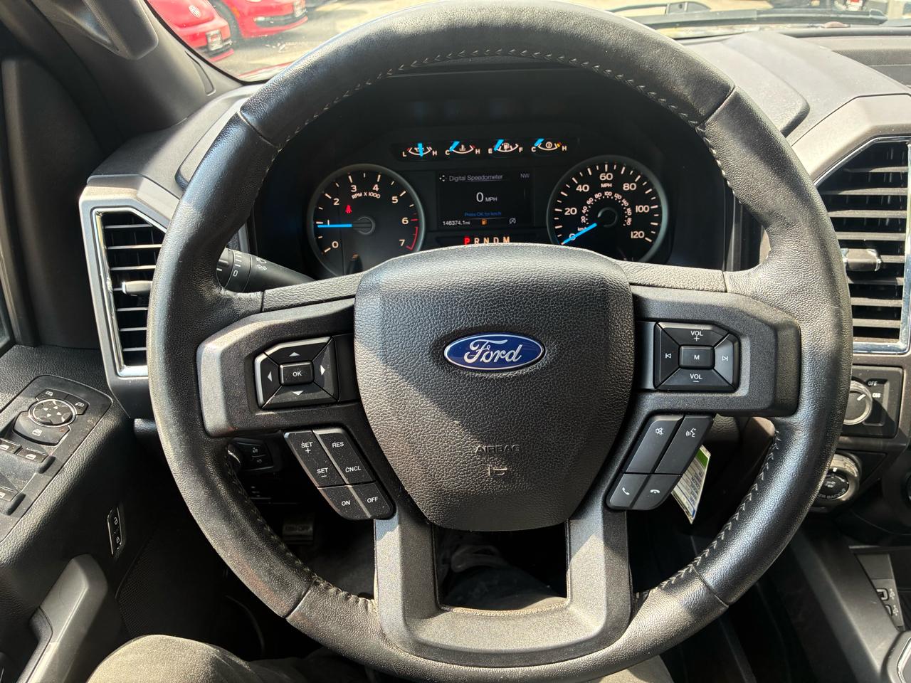 Ford F-150 XLT SuperCrew 5.5-ft. Bed 2WD 2017