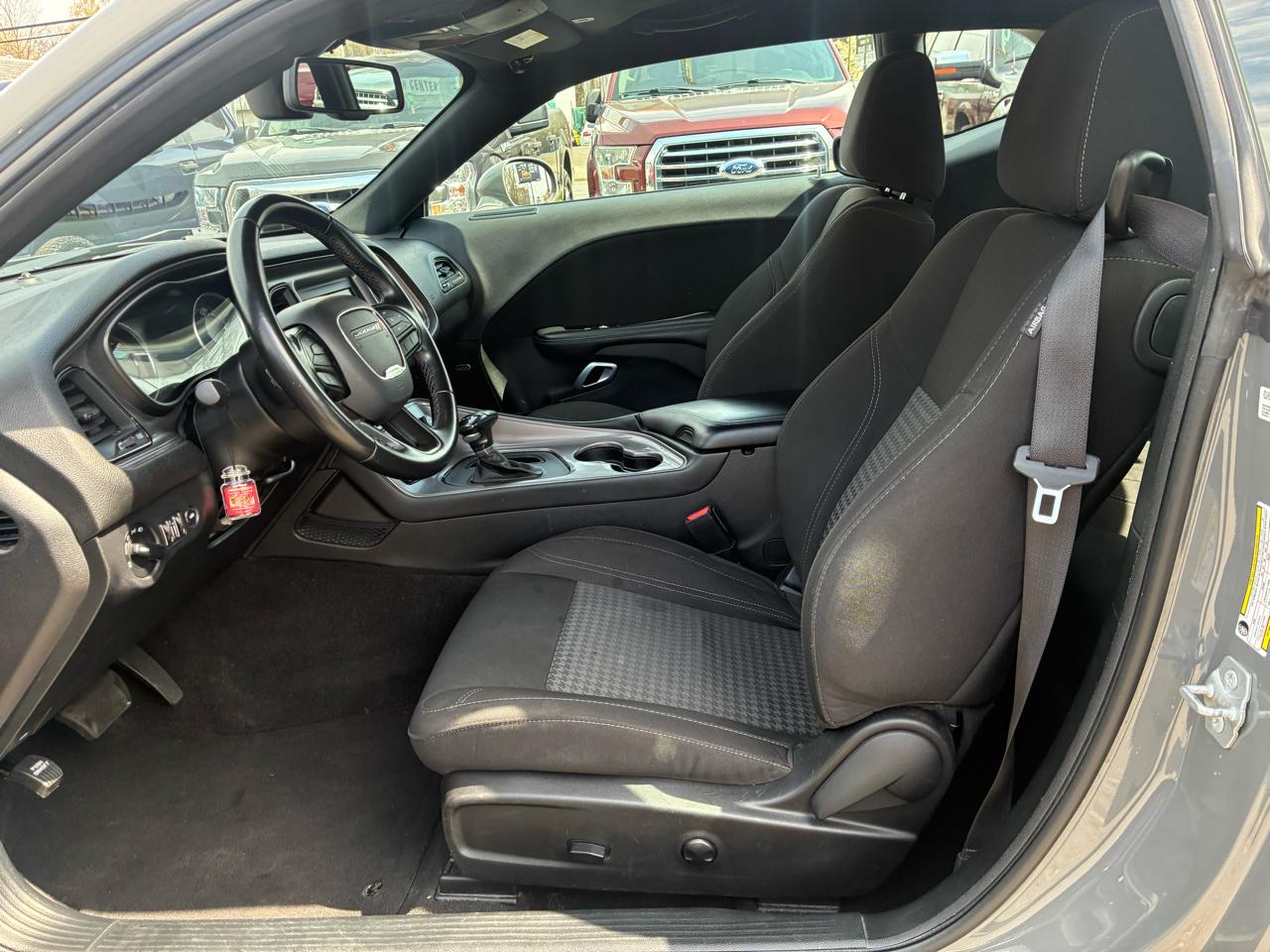 Dodge Challenger SXT 2023