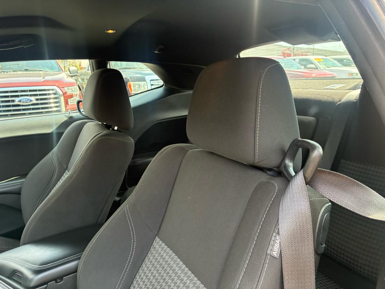 Dodge Challenger SXT 2023