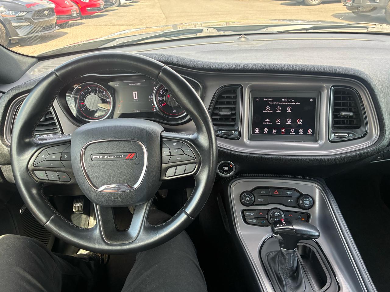 Dodge Challenger SXT 2023