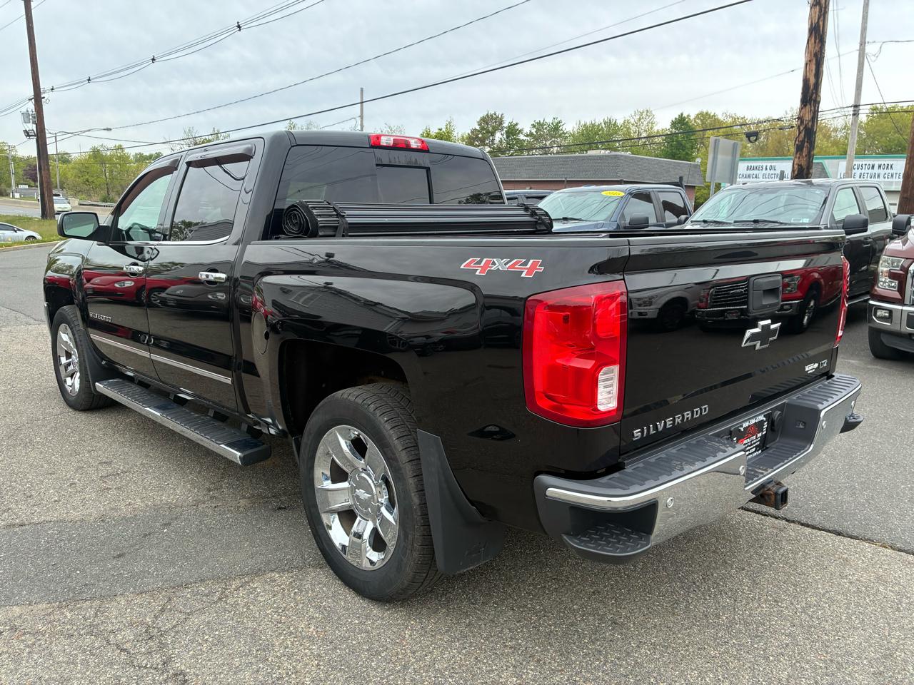 Chevrolet Silverado 1500 LTZ Crew Cab 4WD 2016