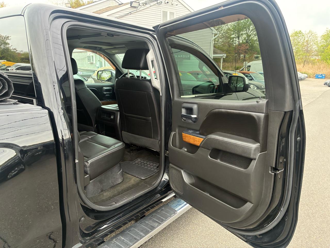 Chevrolet Silverado 1500 LTZ Crew Cab 4WD 2016