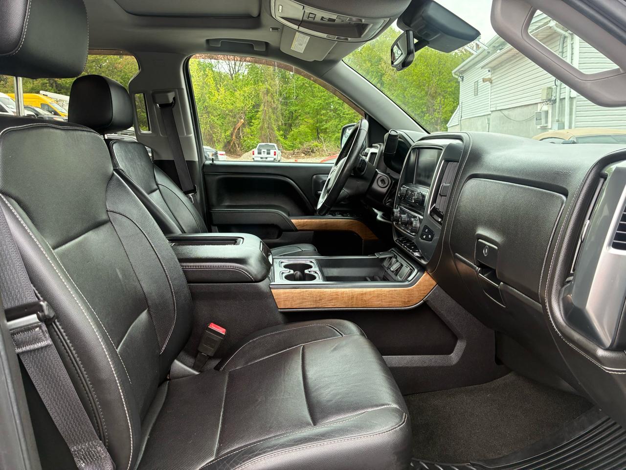 Chevrolet Silverado 1500 LTZ Crew Cab 4WD 2016