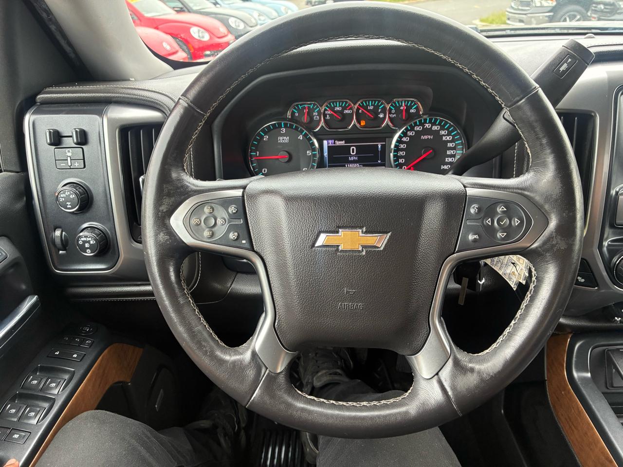 Chevrolet Silverado 1500 LTZ Crew Cab 4WD 2016