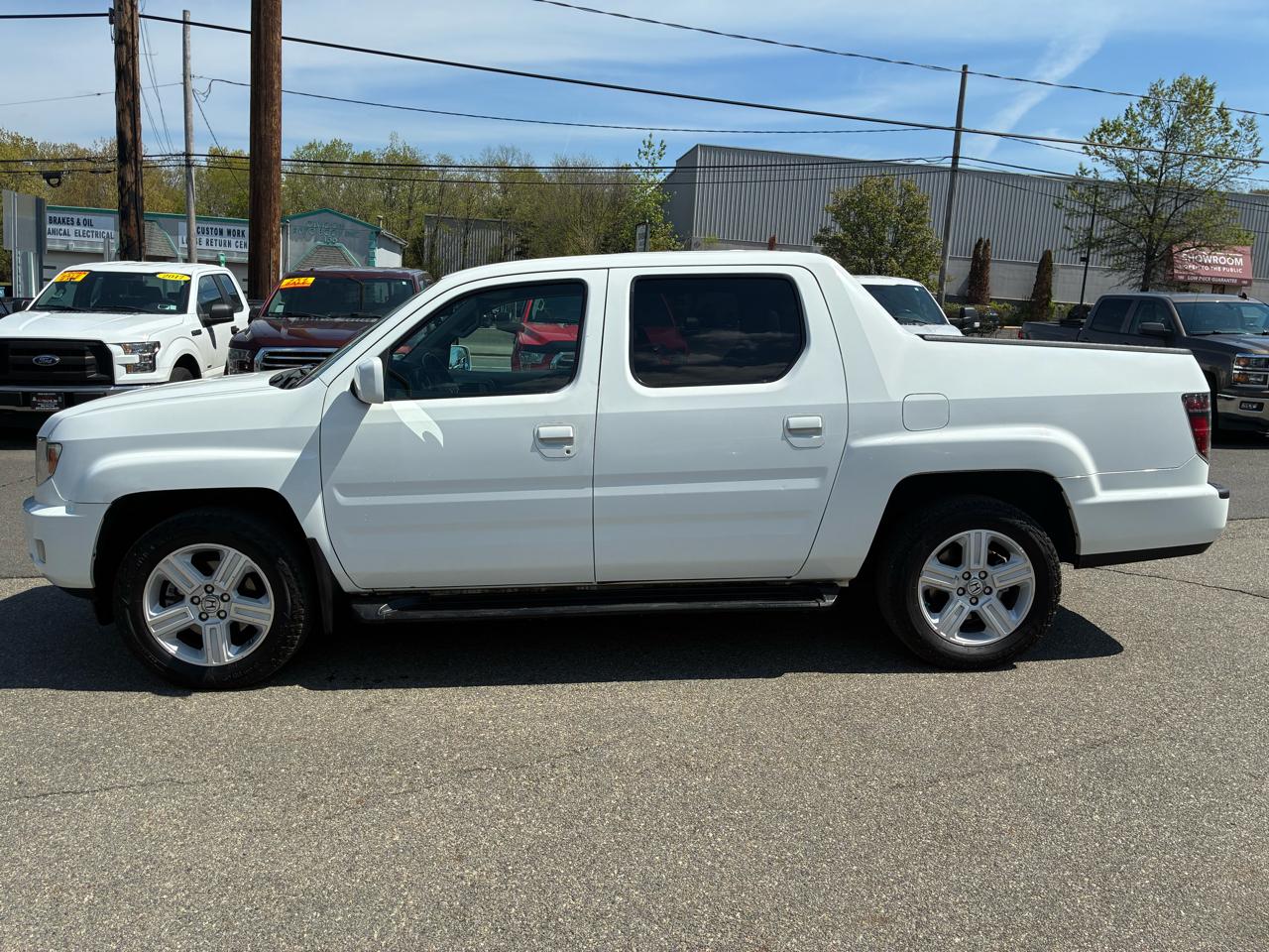 Honda Ridgeline RTL w/ Leather and Navigation 2013