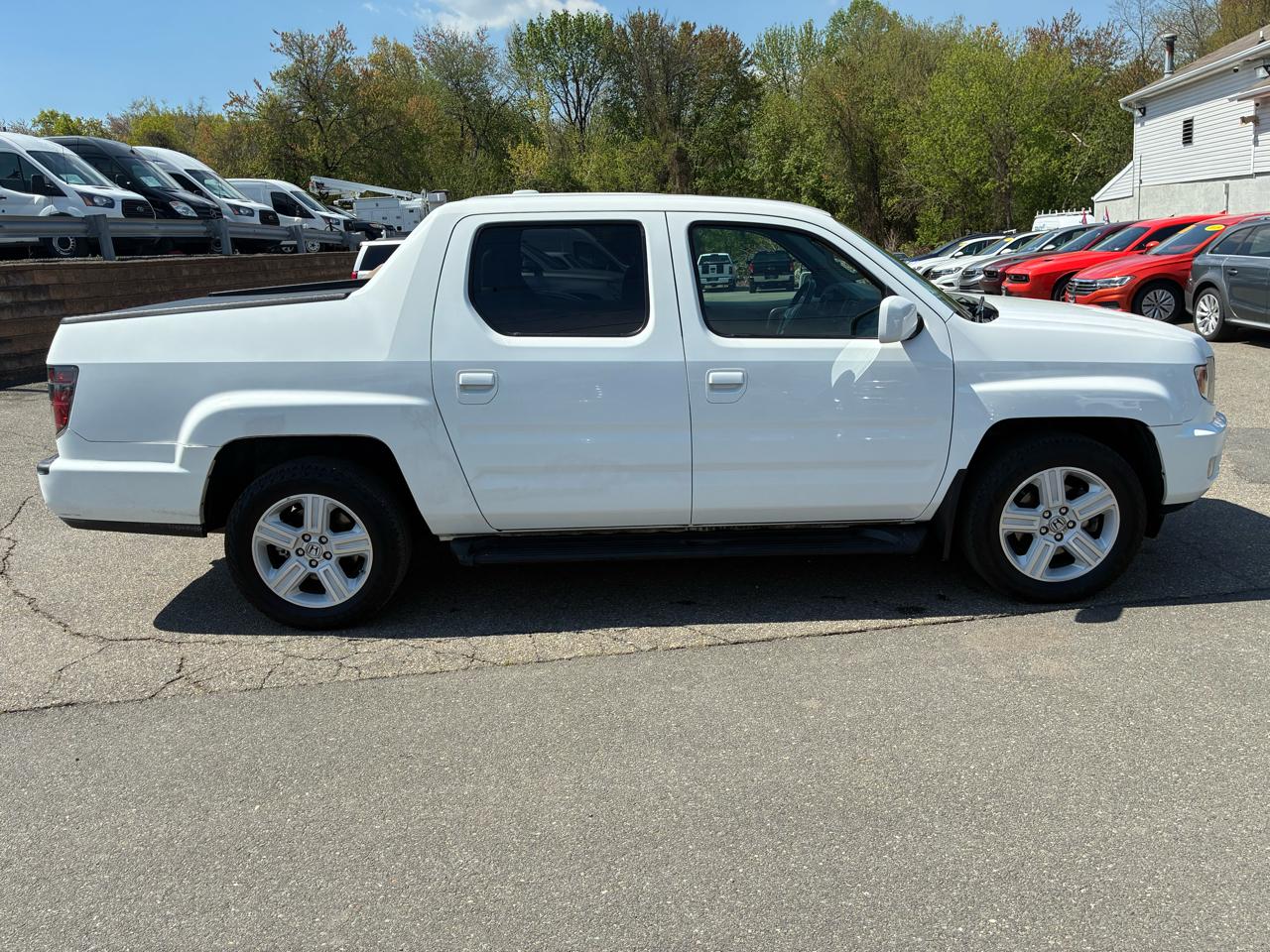 Honda Ridgeline RTL w/ Leather and Navigation 2013