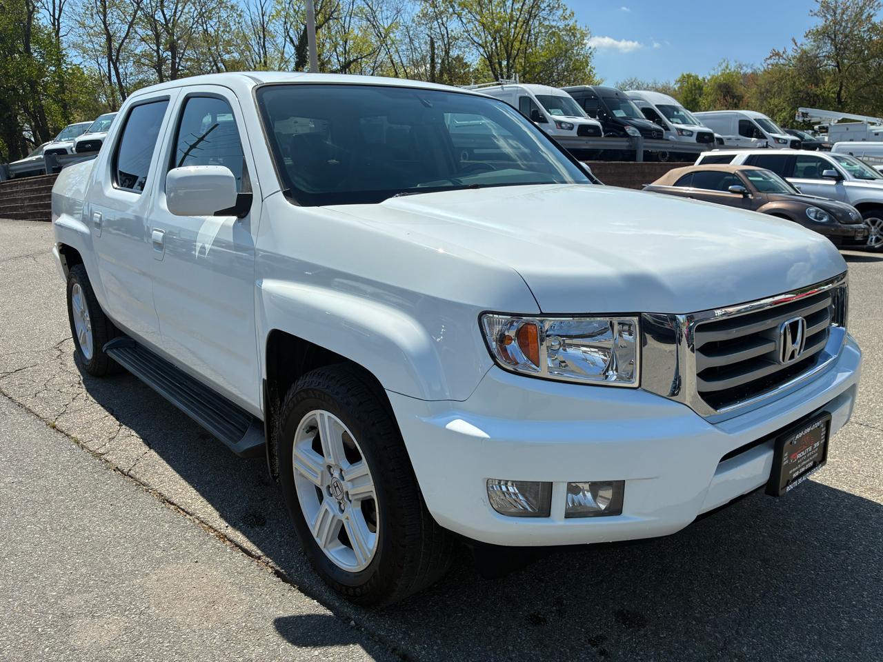 Honda Ridgeline RTL w/ Leather and Navigation 2013