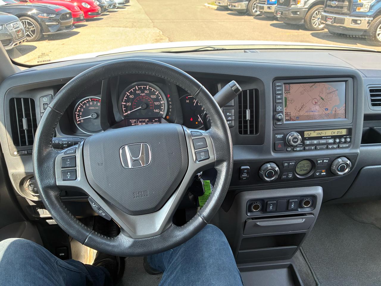 Honda Ridgeline RTL w/ Leather and Navigation 2013