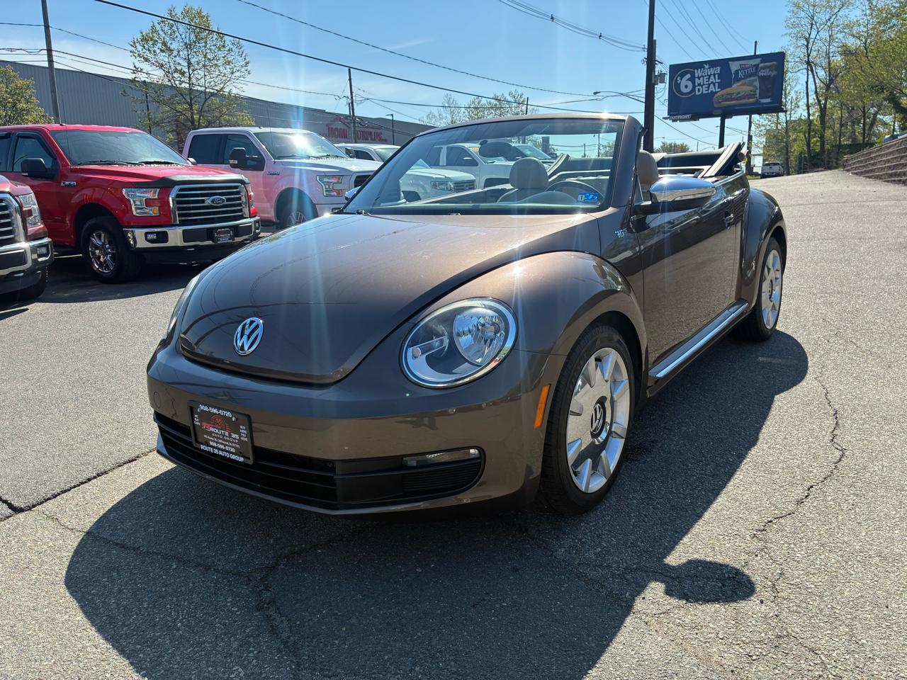 Volkswagen Beetle 2.5L Convertible 2013