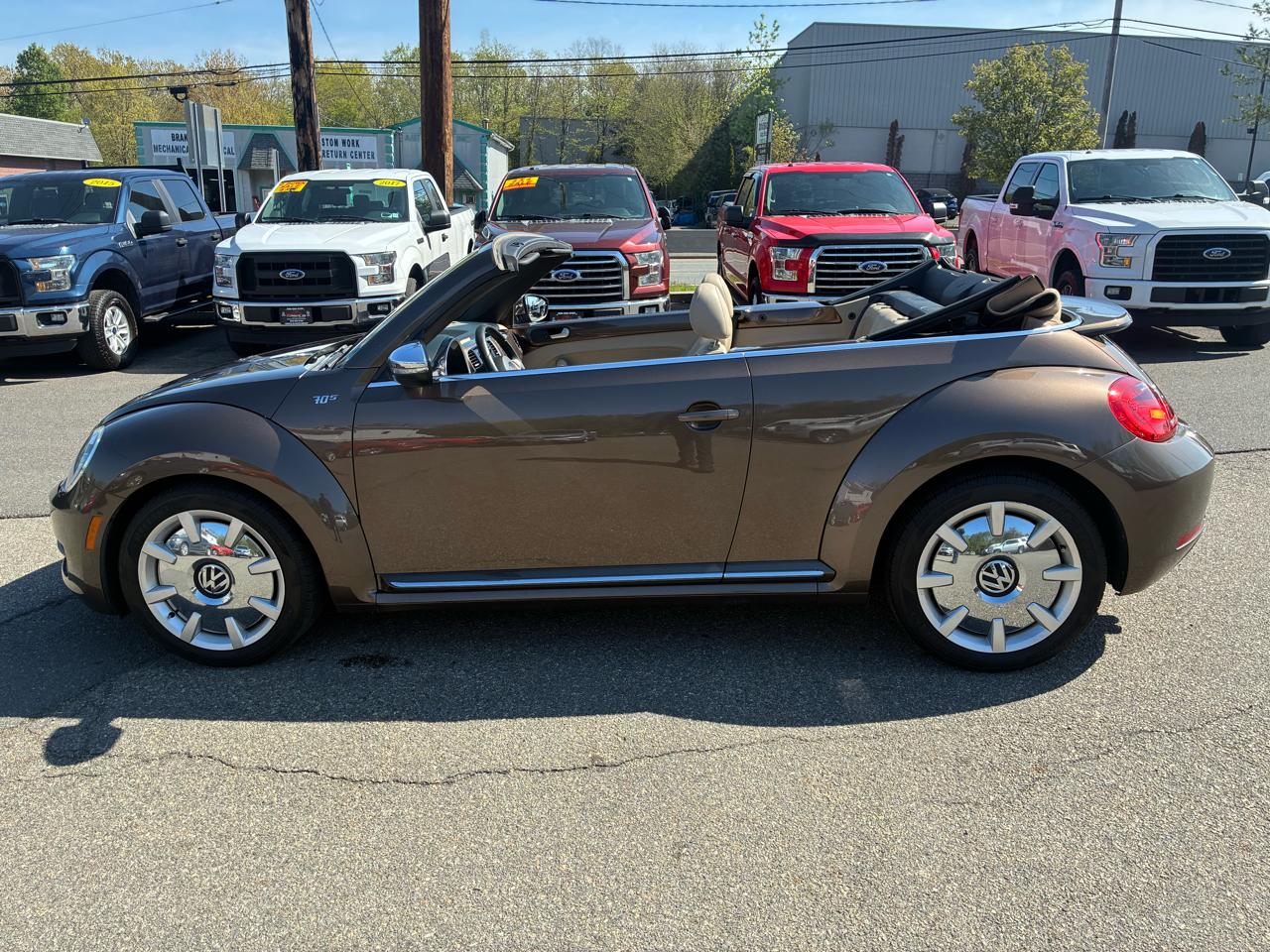 Volkswagen Beetle 2.5L Convertible 2013