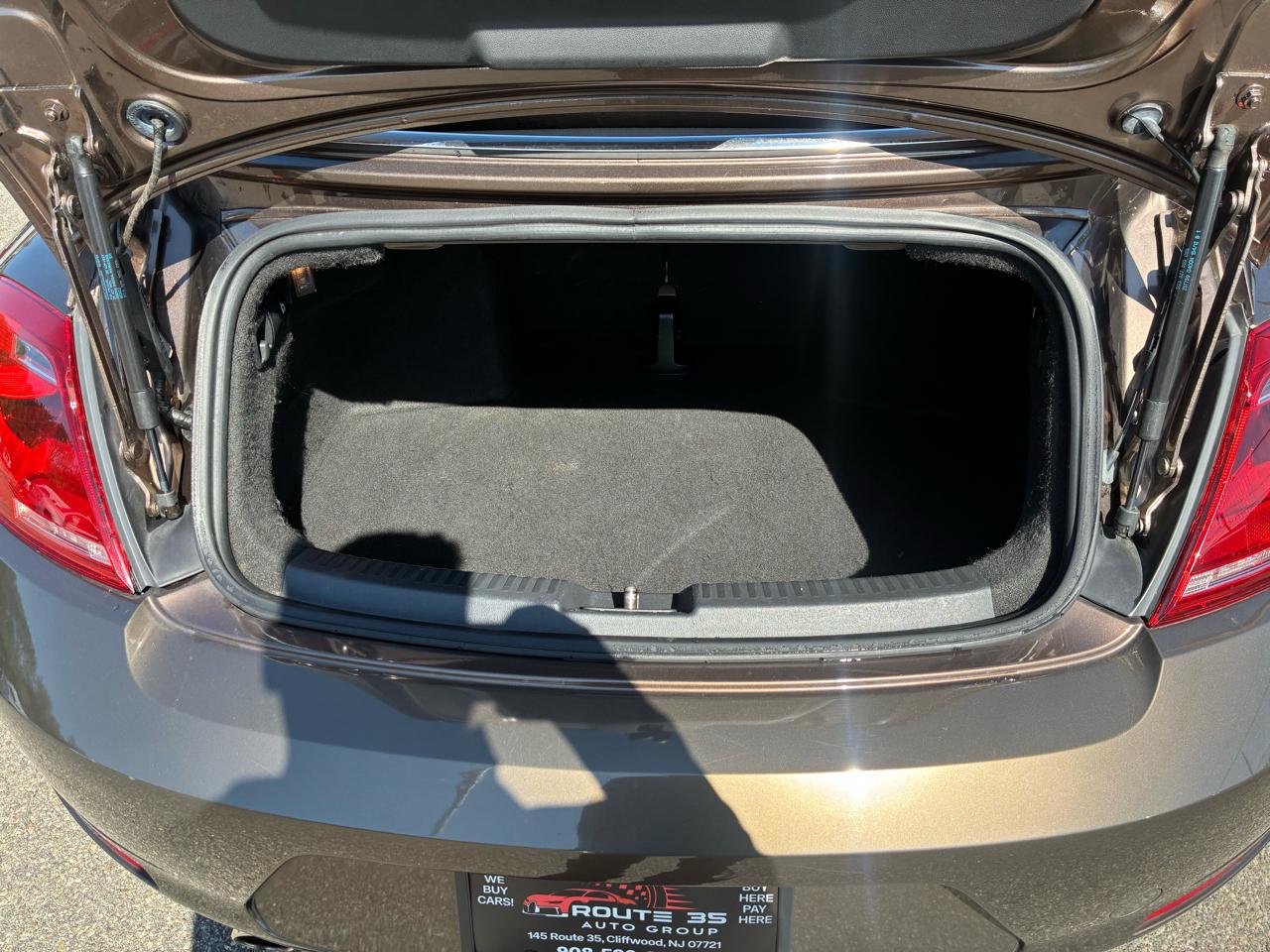 Volkswagen Beetle 2.5L Convertible 2013