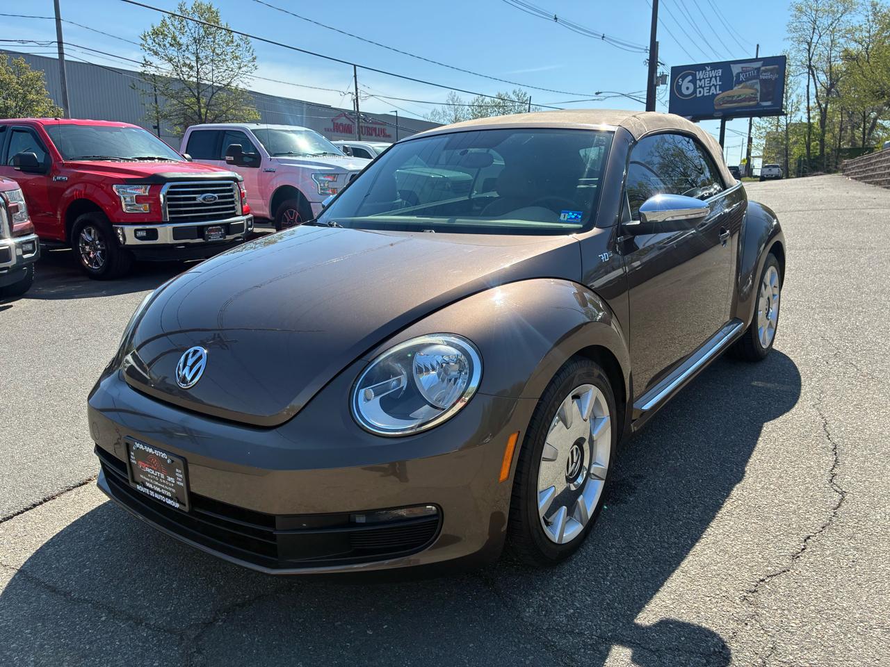 Volkswagen Beetle 2.5L Convertible 2013