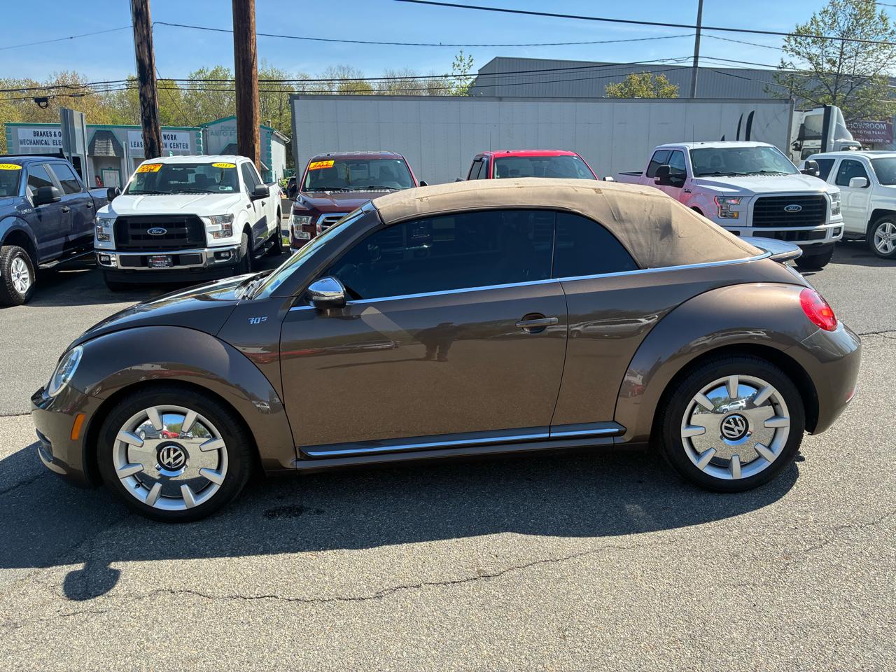 Volkswagen Beetle 2.5L Convertible 2013