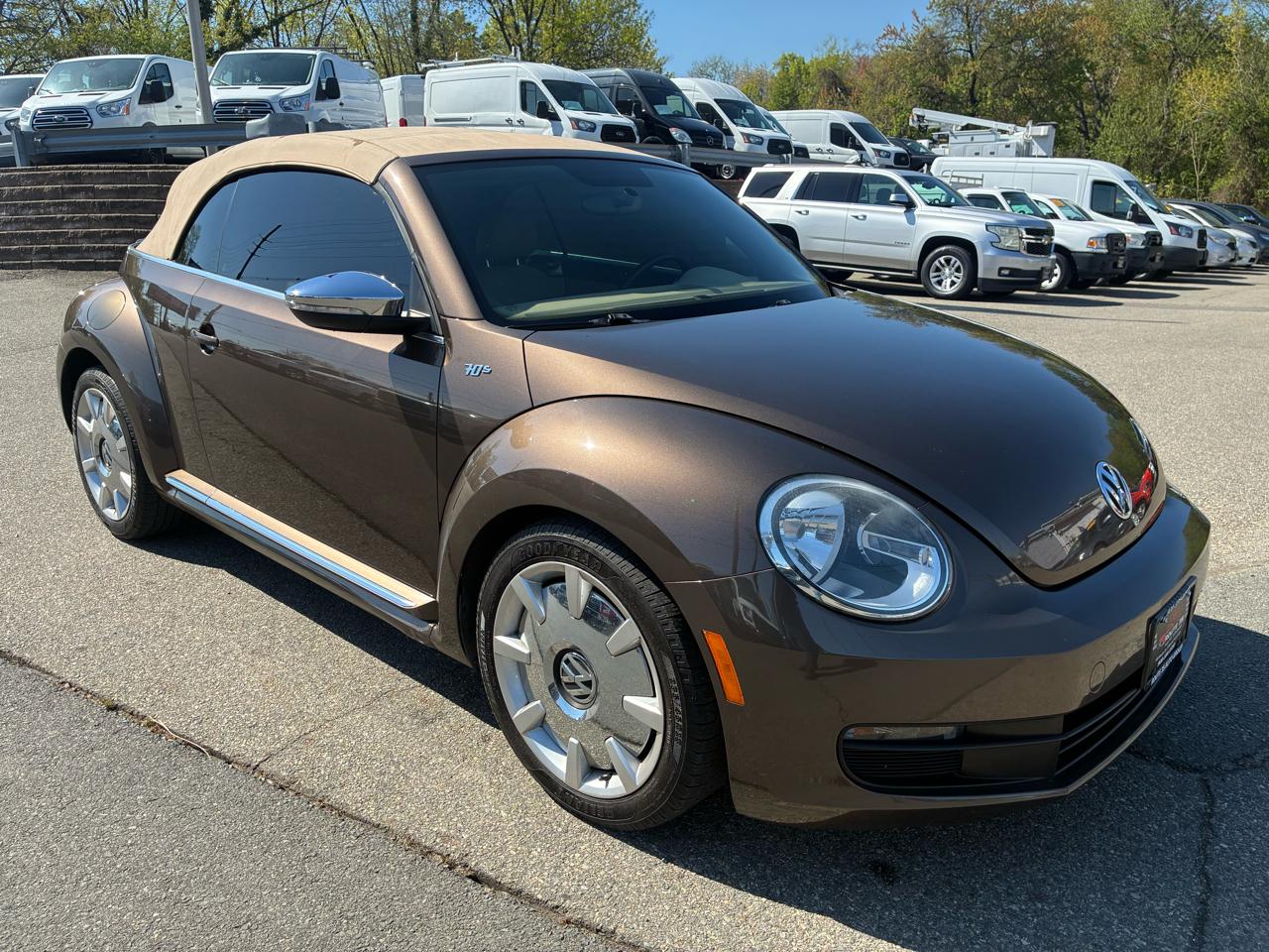 Volkswagen Beetle 2.5L Convertible 2013